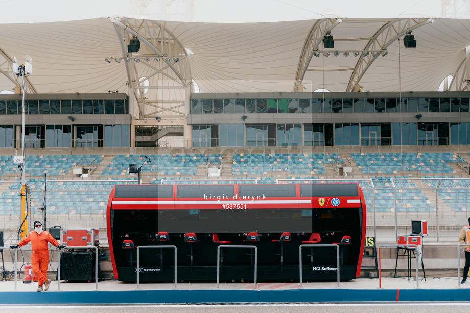 Spacesuit Collections Photo ID 537551, Birgit Dieryck, Formula 1 Aramco Pre-season Testing, Bahrain, 26/02/2025 15:00:54