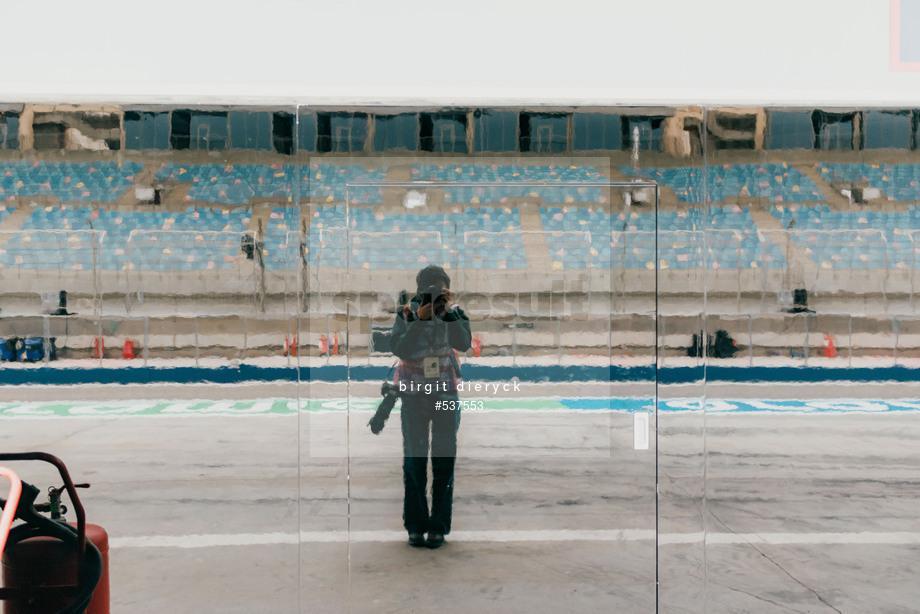 Spacesuit Collections Photo ID 537553, Birgit Dieryck, Formula 1 Aramco Pre-season Testing, Bahrain, 26/02/2025 15:08:58