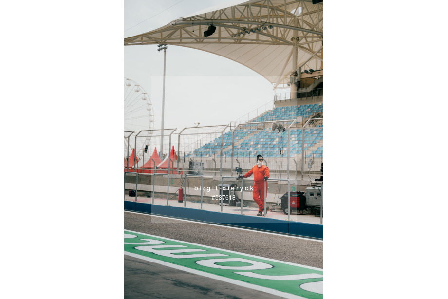 Spacesuit Collections Photo ID 537618, Birgit Dieryck, Formula 1 Aramco Pre-season Testing, Bahrain, 26/02/2025 14:55:52