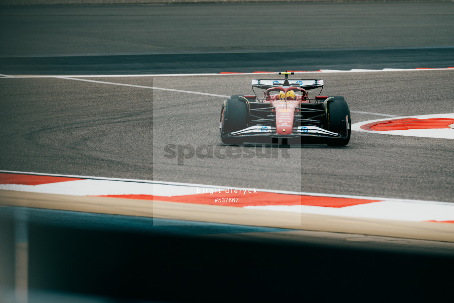 Spacesuit Collections Photo ID 537667, Birgit Dieryck, Formula 1 Aramco Pre-season Testing, Bahrain, 27/02/2025 10:28:21