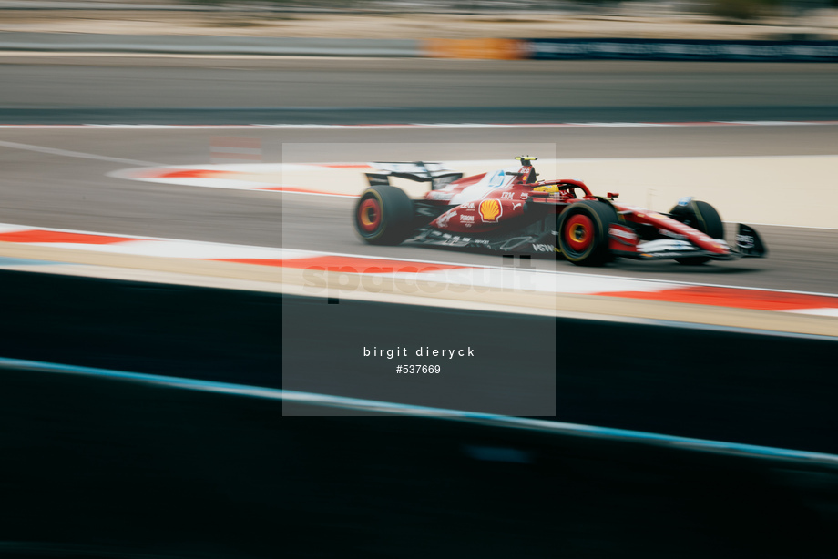 Spacesuit Collections Photo ID 537669, Birgit Dieryck, Formula 1 Aramco Pre-season Testing, Bahrain, 27/02/2025 10:30:28