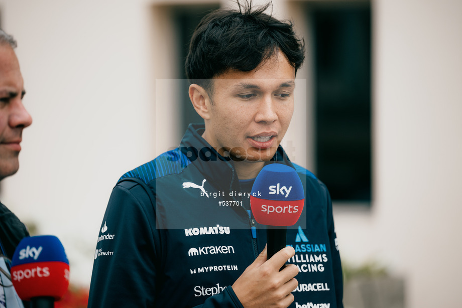 Spacesuit Collections Photo ID 537701, Birgit Dieryck, Formula 1 Aramco Pre-season Testing, Bahrain, 27/02/2025 14:25:45