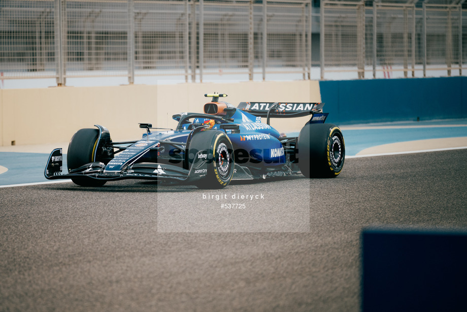 Spacesuit Collections Photo ID 537725, Birgit Dieryck, Formula 1 Aramco Pre-season Testing, Bahrain, 27/02/2025 16:08:37