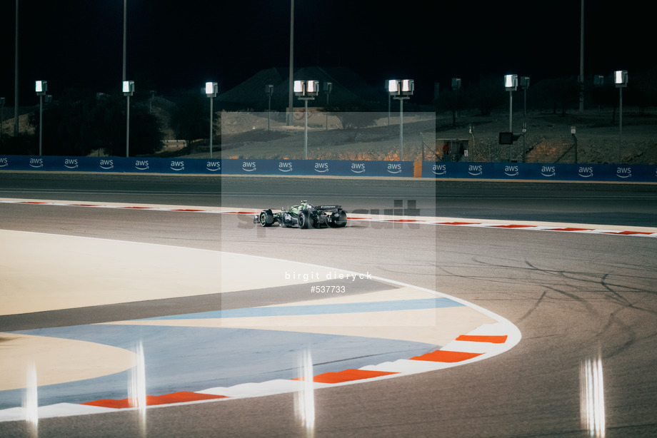 Spacesuit Collections Photo ID 537733, Birgit Dieryck, Formula 1 Aramco Pre-season Testing, Bahrain, 27/02/2025 18:17:35