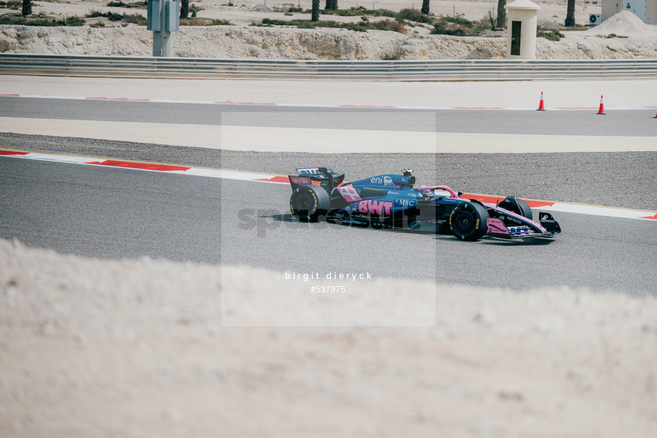 Spacesuit Collections Photo ID 537975, Birgit Dieryck, Formula 1 Aramco Pre-season Testing, Bahrain, 28/02/2025 12:34:37