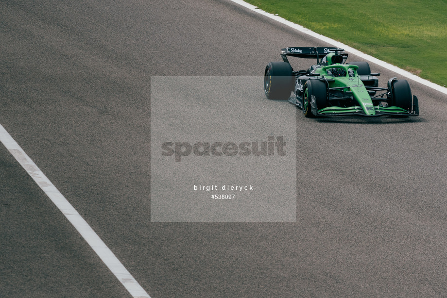 Spacesuit Collections Photo ID 538097, Birgit Dieryck, Formula 1 Aramco Pre-season Testing, Bahrain, 26/02/2025 10:48:54