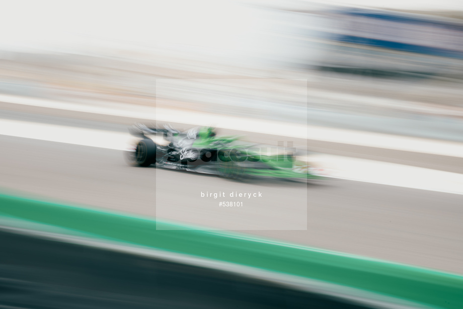 Spacesuit Collections Photo ID 538101, Birgit Dieryck, Formula 1 Aramco Pre-season Testing, Bahrain, 26/02/2025 12:05:15