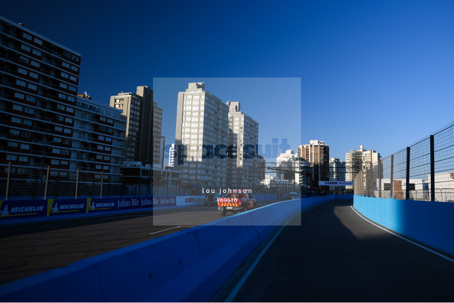 Spacesuit Collections Photo ID 59516, Lou Johnson, Punta del Este ePrix, Uruguay, 14/03/2018 18:07:36