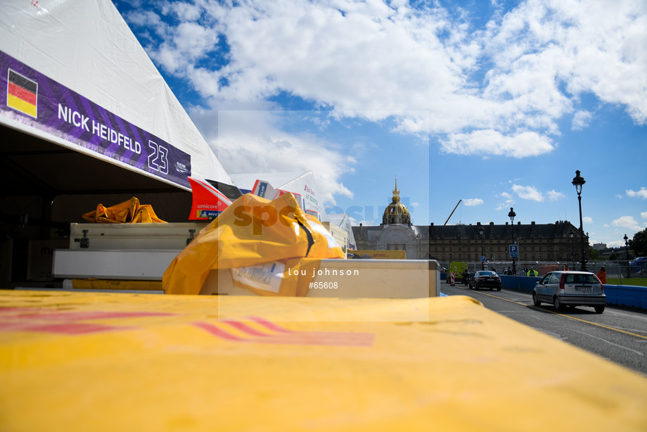 Spacesuit Collections Photo ID 65608, Lou Johnson, Paris ePrix, France, 25/04/2018 16:01:51