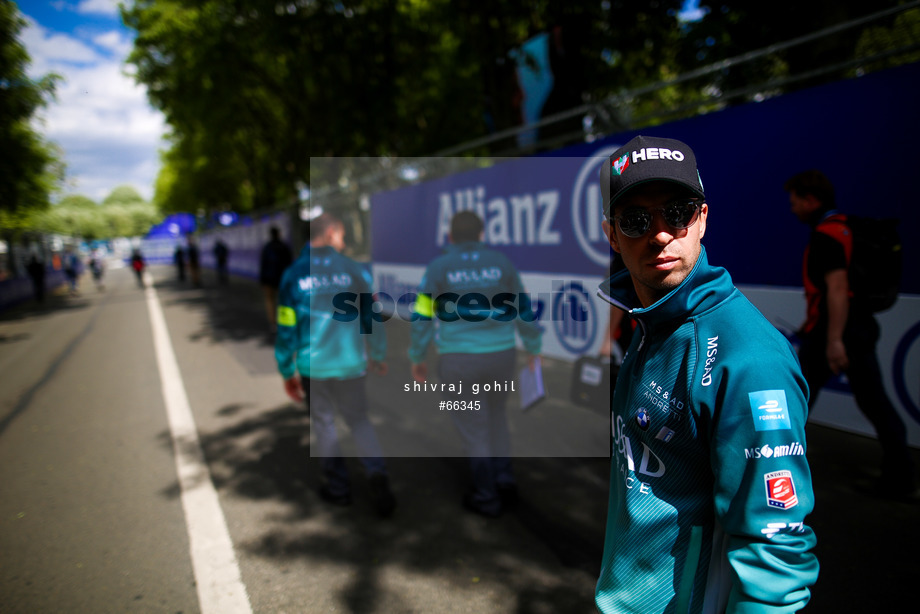 Spacesuit Collections Photo ID 66345, Shivraj Gohil, Paris ePrix, France, 27/04/2018 15:33:04