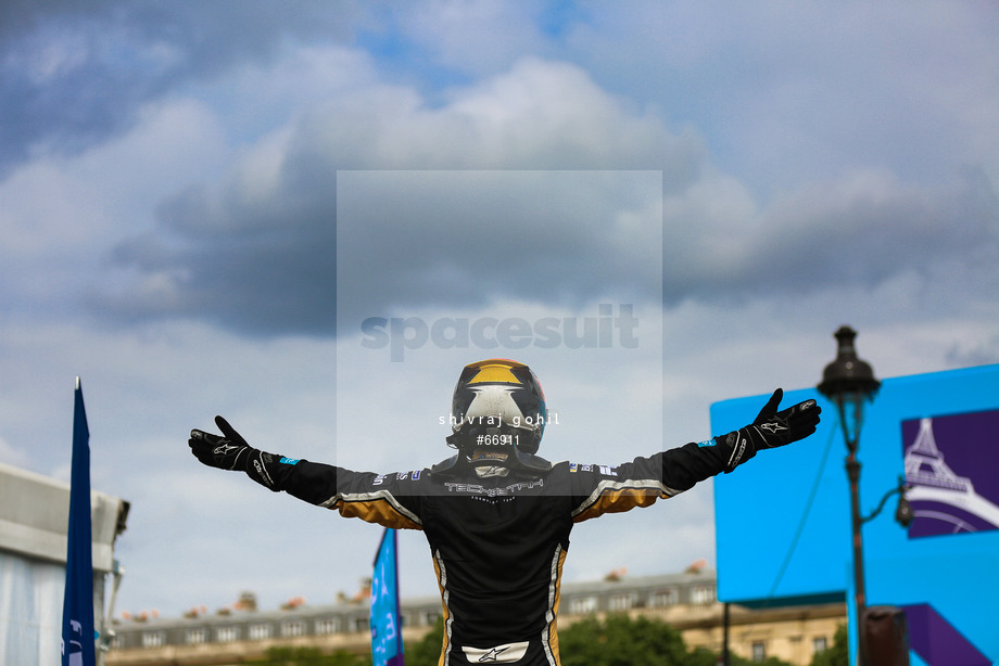 Spacesuit Collections Photo ID 66911, Shivraj Gohil, Paris ePrix, France, 28/04/2018 17:02:30