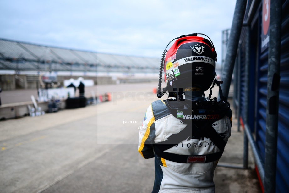 Spacesuit Collections Photo ID 67814, Jamie Sheldrick, British GT Round 3, UK, 29/04/2018 14:17:25