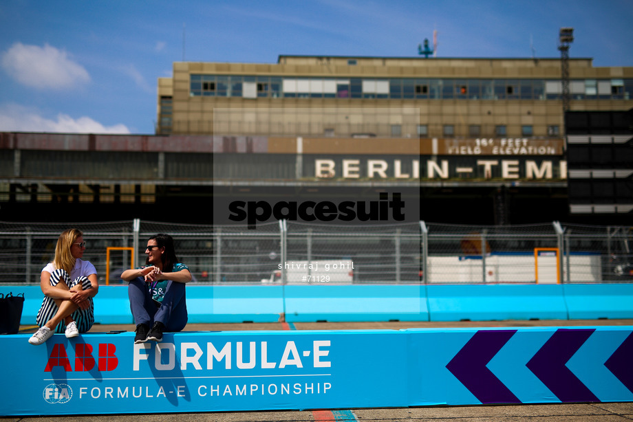 Spacesuit Collections Photo ID 71129, Shivraj Gohil, Berlin ePrix, Germany, 17/05/2018 13:23:54