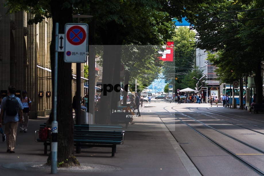 Spacesuit Collections Photo ID 76332, Jamie Sheldrick, Zurich ePrix, Switzerland, 07/06/2018 14:59:06