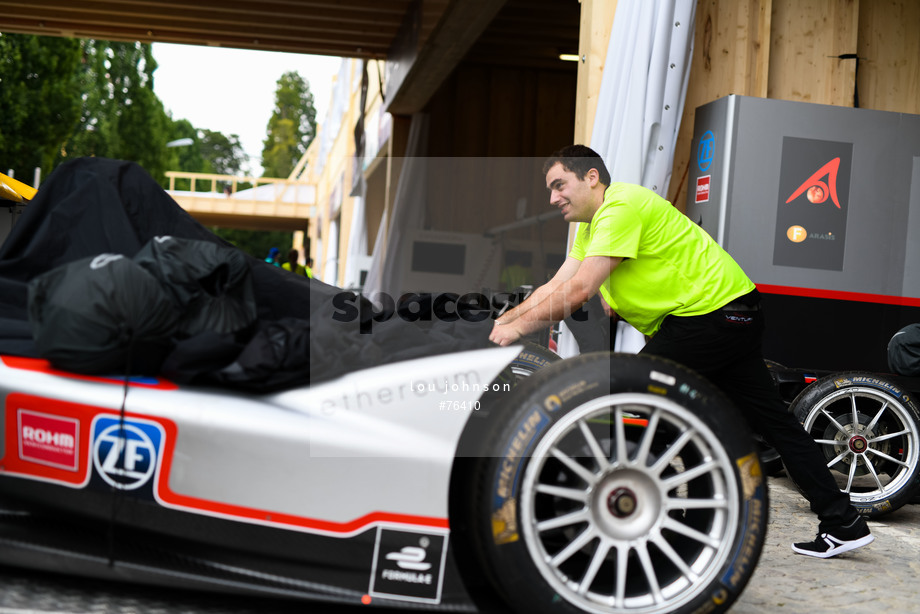 Spacesuit Collections Photo ID 76410, Lou Johnson, Zurich ePrix, Switzerland, 07/06/2018 16:00:10