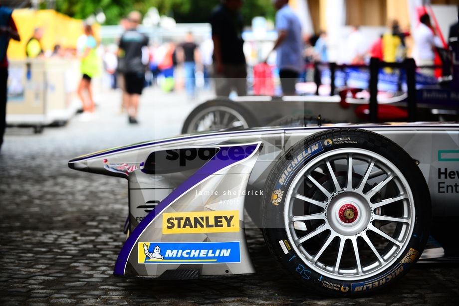 Spacesuit Collections Photo ID 77015, Jamie Sheldrick, Zurich ePrix, Switzerland, 09/06/2018 10:47:31