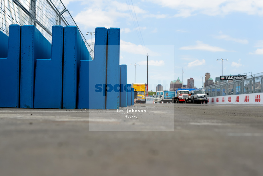 Spacesuit Collections Photo ID 83776, Lou Johnson, New York ePrix, United States, 12/07/2018 19:34:17