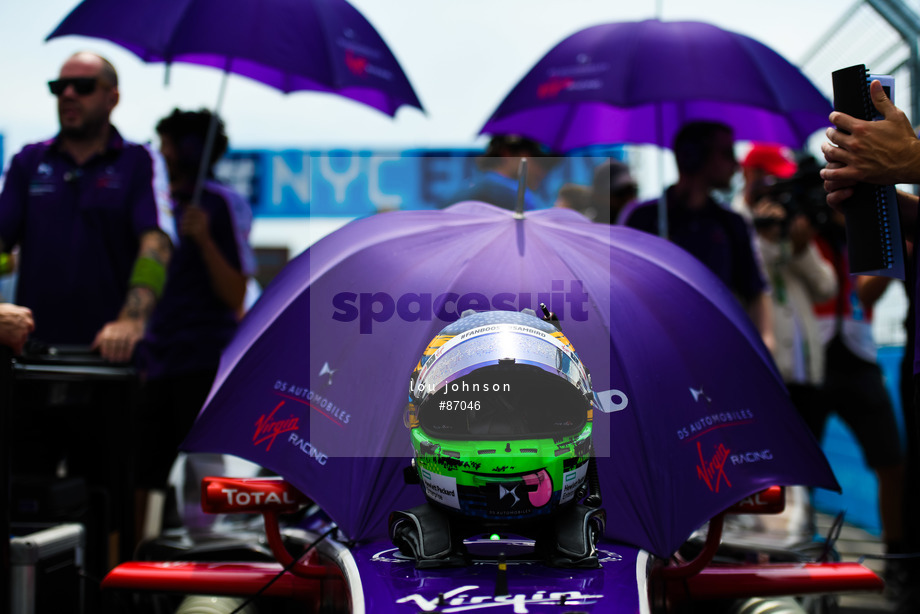 Spacesuit Collections Photo ID 87046, Lou Johnson, New York ePrix, United States, 15/07/2018 14:42:13
