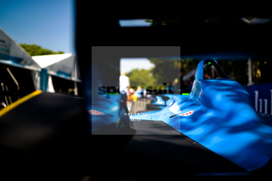 Spacesuit Collections Photo ID 8785, Nat Twiss, Buenos Aires ePrix, Argentina, 17/02/2017 13:32:17