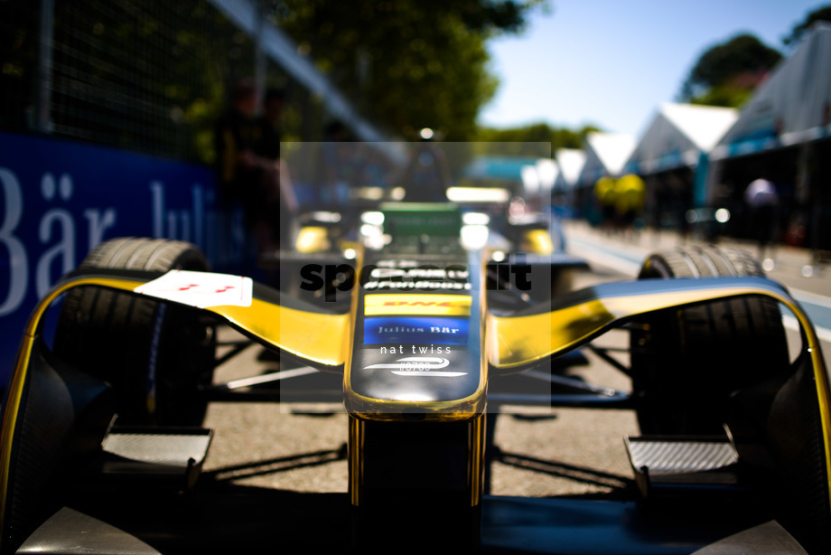 Spacesuit Collections Photo ID 8789, Nat Twiss, Buenos Aires ePrix, Argentina, 17/02/2017 13:33:08