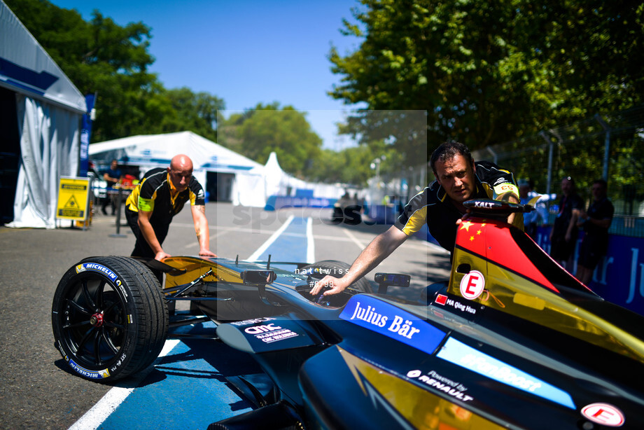 Spacesuit Collections Photo ID 8798, Nat Twiss, Buenos Aires ePrix, Argentina, 17/02/2017 13:34:04