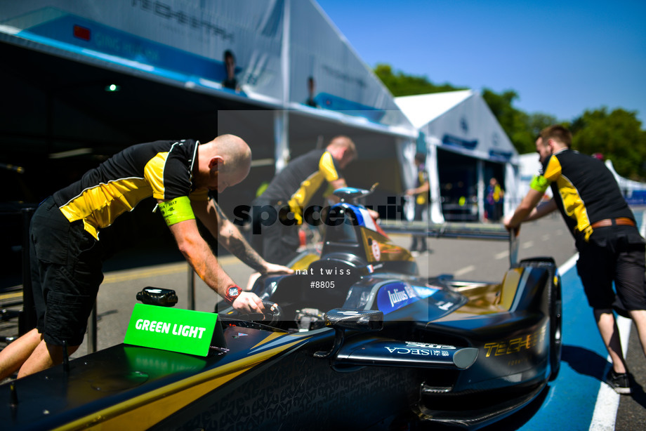 Spacesuit Collections Photo ID 8805, Nat Twiss, Buenos Aires ePrix, Argentina, 17/02/2017 13:35:39