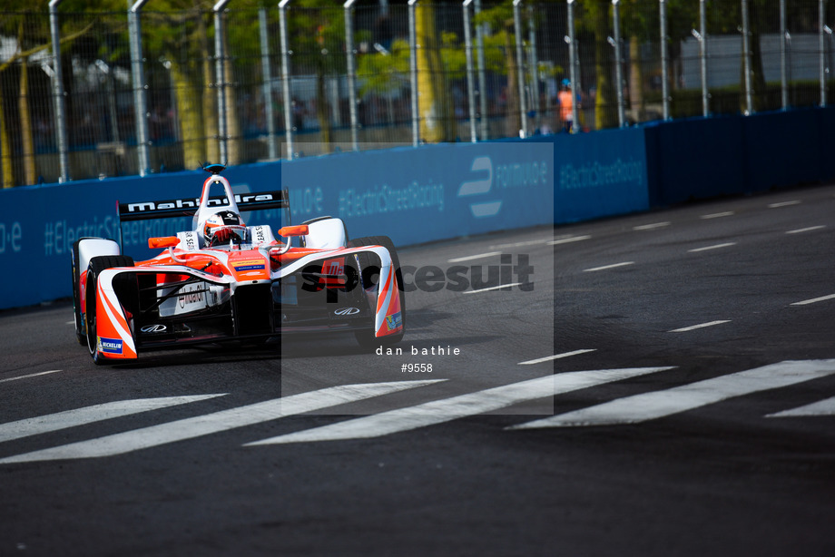 Spacesuit Collections Photo ID 9558, Dan Bathie, Buenos Aires ePrix, Argentina, 18/02/2017 15:35:36