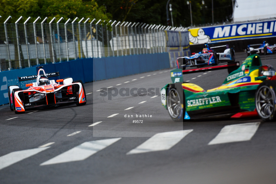 Spacesuit Collections Photo ID 9572, Dan Bathie, Buenos Aires ePrix, Argentina, 18/02/2017 15:42:40