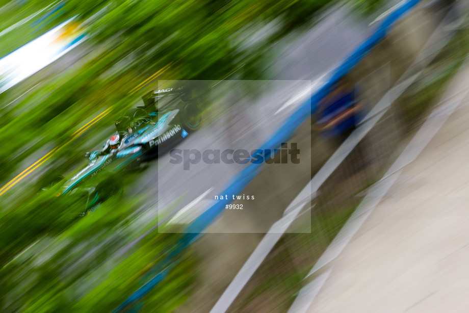 Spacesuit Collections Photo ID 9932, Nat Twiss, Buenos Aires ePrix, Argentina, 18/02/2017 10:40:01