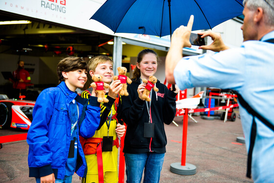 Spacesuit Collections Photo ID 18237, Nat Twiss, Monaco ePrix, Monaco, 12/05/2017 16:37:12