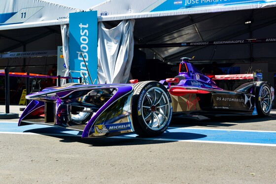 Spacesuit Collections Photo ID 9844, Nat Twiss, Buenos Aires ePrix, Argentina, 17/02/2017 10:40:41