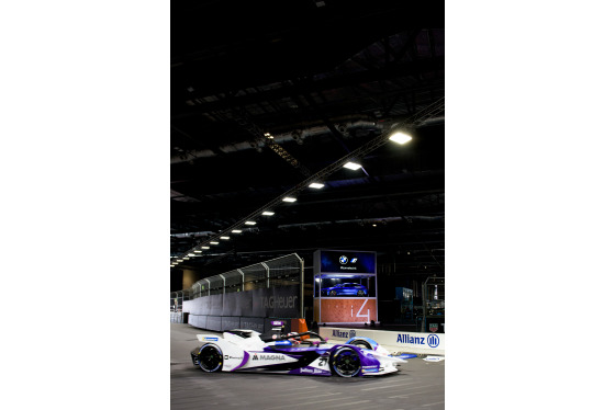 Spacesuit Collections Photo ID 256008, Peter Minnig, London ePrix, UK, 23/07/2021 11:23:08