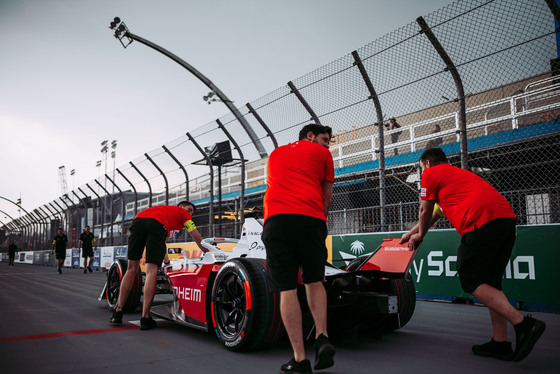 Spacesuit Collections Photo ID 519429, Adam Pigott, Sao Paulo ePrix, Brazil, 05/12/2024 15:56:58