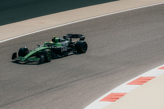 Spacesuit Collections Photo ID 537936, Birgit Dieryck, Formula 1 Aramco Pre-season Testing, Bahrain, 28/02/2025 10:31:49