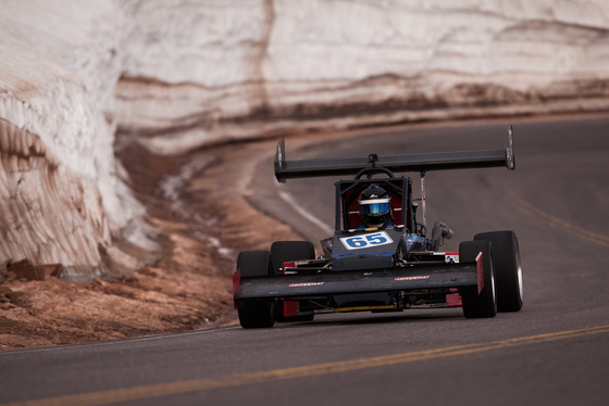 Spacesuit Collections Photo ID 29865, Tom Loomes, Pikes Peak International Hill Climb, United States, 22/06/2017 13:39:36