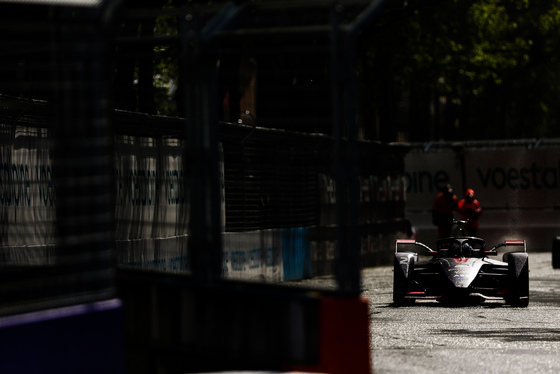 Spacesuit Collections Photo ID 142037, Shivraj Gohil, Paris ePrix, France, 27/04/2019 16:39:23