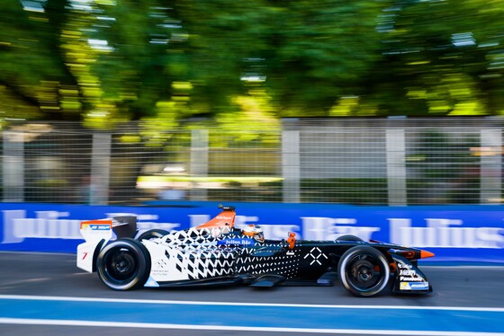 Spacesuit Collections Photo ID 8819, Nat Twiss, Buenos Aires ePrix, Argentina, 17/02/2017 15:14:46