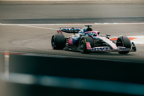 Spacesuit Collections Photo ID 537672, Birgit Dieryck, Formula 1 Aramco Pre-season Testing, Bahrain, 27/02/2025 10:32:30