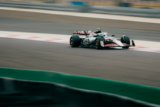 Spacesuit Collections Photo ID 537601, Birgit Dieryck, Formula 1 Aramco Pre-season Testing, Bahrain, 26/02/2025 12:00:42