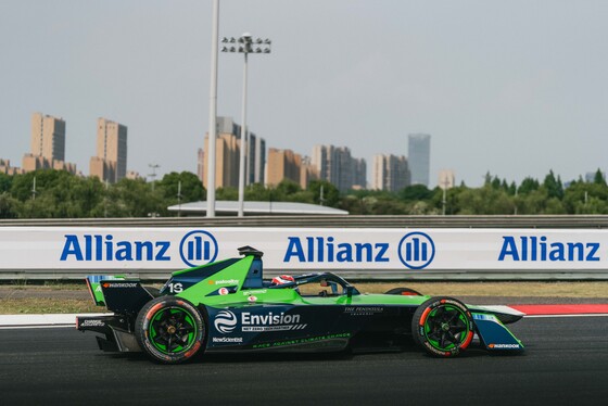 Spacesuit Collections Photo ID 481536, Jake Osborne, Shanghai ePrix, China, 26/05/2024 15:20:44