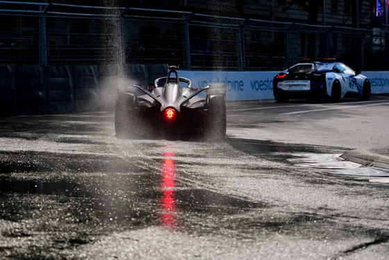 Spacesuit Collections Photo ID 142217, Lou Johnson, Paris ePrix, France, 27/04/2019 16:46:36