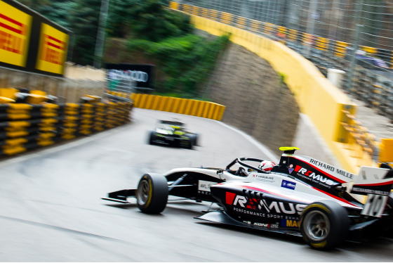 Spacesuit Collections Photo ID 175884, Peter Minnig, Macau Grand Prix 2019, Macao, 16/11/2019 02:02:45