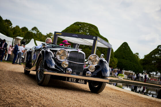 Spacesuit Collections Image ID 331287, James Lynch, Concours of Elegance, UK, 02/09/2022 14:36:00