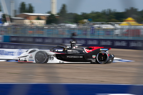 Spacesuit Collections Photo ID 262061, Wiebke Langebeck, Berlin ePrix, Germany, 13/08/2021 14:10:39