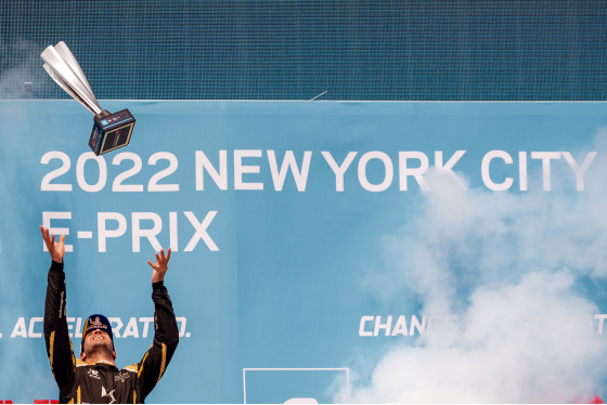 Spacesuit Collections Photo ID 319625, Peter Minnig, New York City ePrix, United States, 17/07/2022 14:15:10
