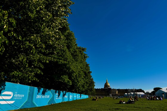 Spacesuit Collections Photo ID 20061, Nat Twiss, Paris ePrix, France, 16/05/2017 18:47:27