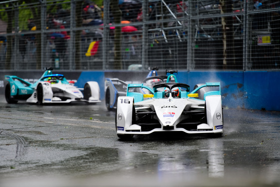 Spacesuit Collections Photo ID 142185, Lou Johnson, Paris ePrix, France, 27/04/2019 16:25:21