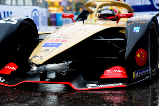 Spacesuit Collections Photo ID 132438, Lou Johnson, Hong Kong ePrix, Hong Kong, 10/03/2019 12:05:07