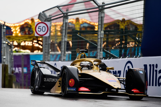 Spacesuit Collections Photo ID 132433, Lou Johnson, Hong Kong ePrix, Hong Kong, 10/03/2019 12:03:22