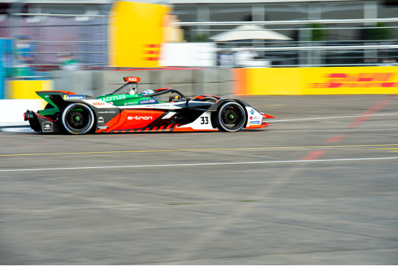 Spacesuit Collections Photo ID 262793, Peter Minnig, Berlin ePrix, Germany, 14/08/2021 08:30:11